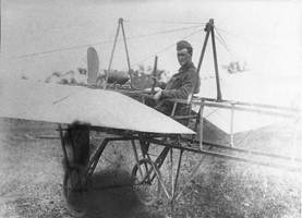 http://narromineaviationmuseum.org.au/wp-content/uploads/2017/08/monoplane.jpg